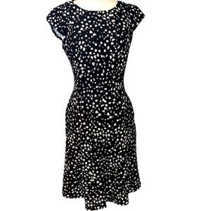 Elle Small black & white fit & flare dress stretch